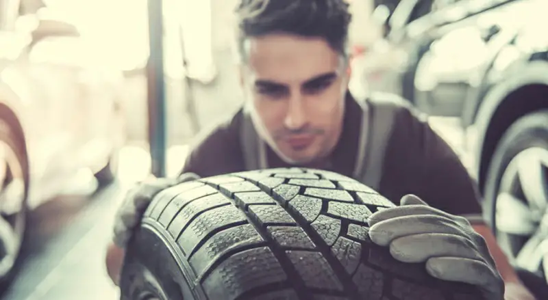 Broken Belt In Tire – Causes and Symptoms, How to fix?