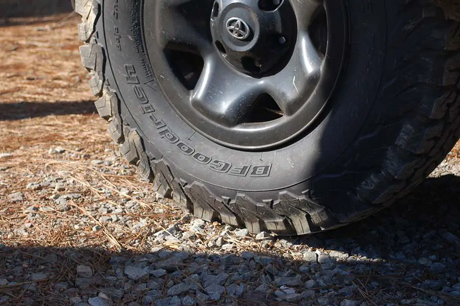 Goodyear Wrangler Duratrac vs BFGoodrich KO2: Showcase