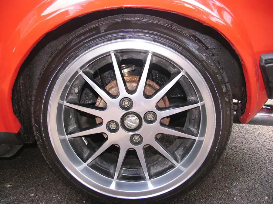 15×8 Tires: What Tires Size Fit On 15×8 Rim?