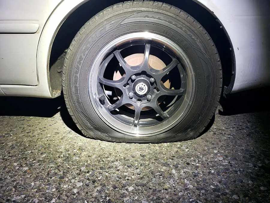 What To Do With A Flat Tire At Night: Best Solutions